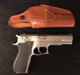 Smith & Wesson Model 4506 Semi Auto 45 Auto