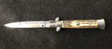 Stiletto Mfg Spring Loaded Knife with 3 1/2? Blade