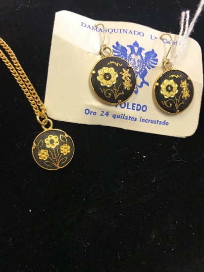 necklace and earring set...
