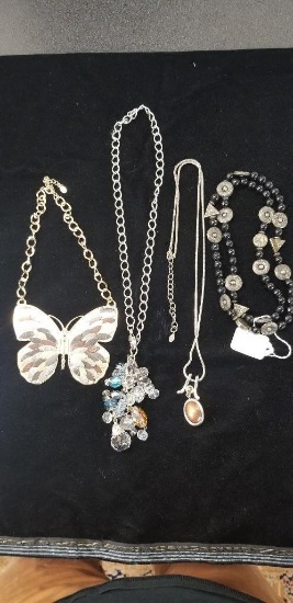 4 Fashion Necklaces