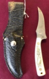 Schrade USA 152 3.5in Blade with scrimshaw handle