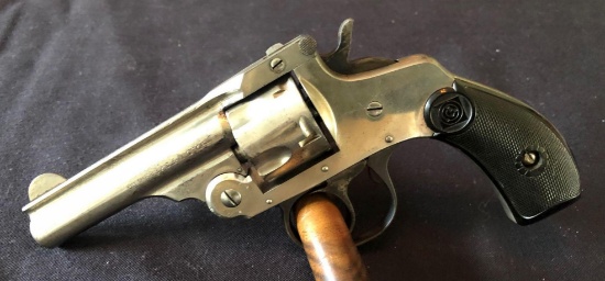 H & R Premier 32 S & W Revolver