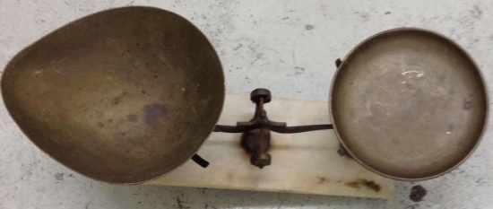 Vintage Scale