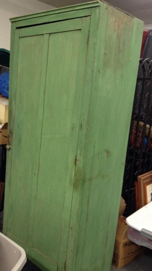 Primitive Display Cupboard with Four Shelves