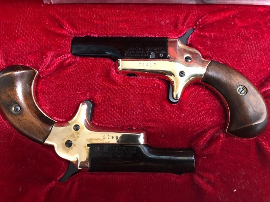 Pair of Colt Derringers with Consecutive Serial Numbers 22S in Presentation Box