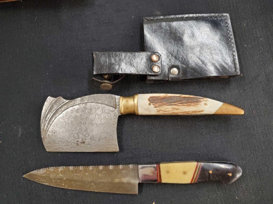 2 Damascus Steel Knives