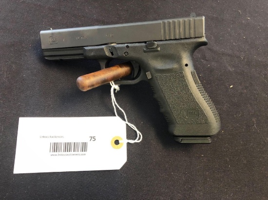 Glock G17 semi Auto 9x19
