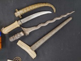 2 Knives in Sheaths
