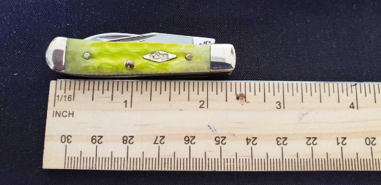 W. R. Case & Sons Cutlery Co., Item no. 09797, 154 62154 WSS, Tiny Trapper BN CC, Lime Green