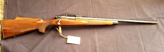 Remington Model 700, 6mm, bolt action, bull barrel, checkered stock