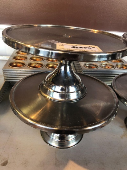 1 lot of 2 Cake Stands