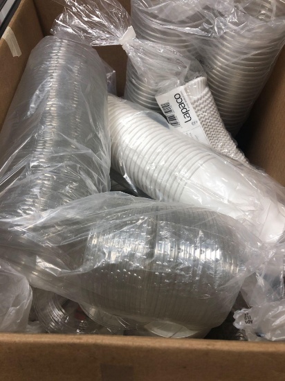 1 Lot of Assorted Paper Goods