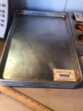 1 lot of 6 Sheet Pans