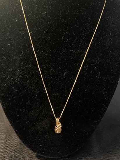 14K Yellow Gold Pendant With One Round Sapphire 0.4 ct. tw