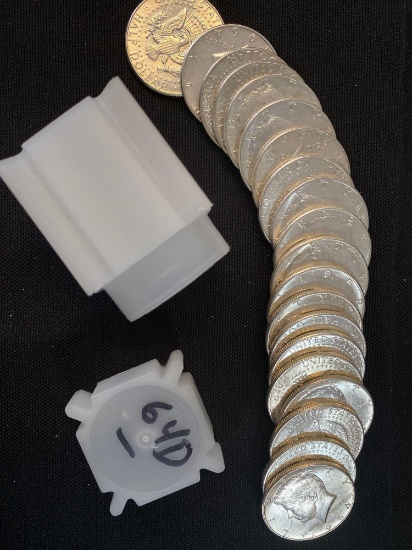 1 Lot of 20 1964 Kennedy Half Dollars