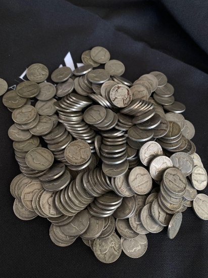 1 Lot of Approximately 250 Nickles