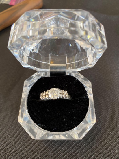 14K White gold Ring Containing Approximate 1Ct Round Diamond