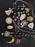 Assorted Lot of Vintage Costume Jewelry