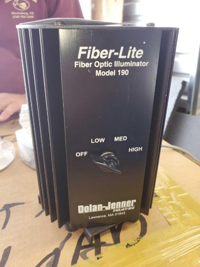 Fiber-like fiber optic illuminator
