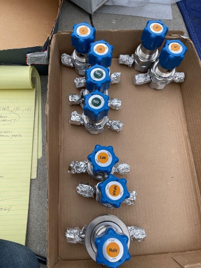 1 Lot of 9 250 PSI Pressure Regulators