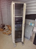 APC Rack mount cart