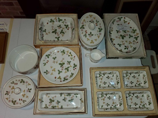 12- Wedgwood Wild Strawberry Cookware/Bakeware