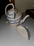 Wedgwood Oaklan teapot, 1984 Hammond Museum, Trade Patent S.Y.P. Teapot