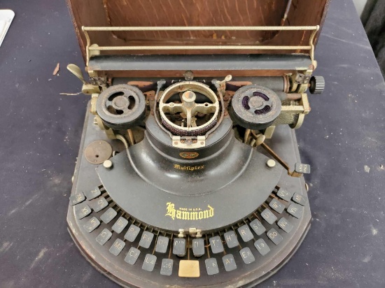 Hammond Multiplex Round Keyboard Typewriter, Single Element