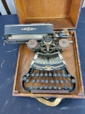 Commercial Visible Typewriter, In Case