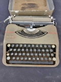 Hermes Typewriter, In Case