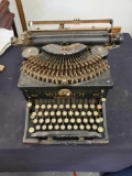 Monarch Noiseless Typewriter