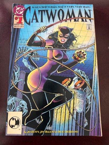 2 DC Comics Catwoman