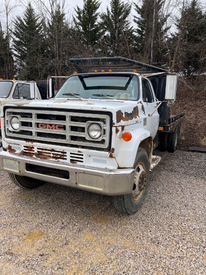 1975 Chevrolet C60 19.5 Ft Flatbed VIN: CCE615V02089