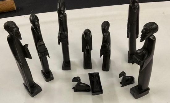 Manger Figures