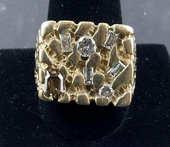 Gentlemen's 14K Yellow Gold Nugget Ring Contains 7 Diamonds
