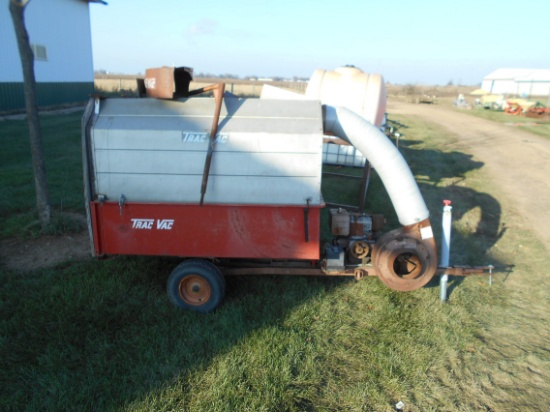 Trac Vac lawn vac, 11 hp Briggs & Stration motor, motor not running has not been used for a few
