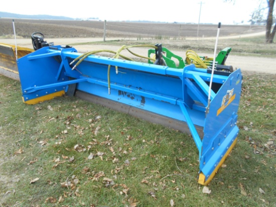 Kage 10.5 ft. 3pt. mnt. Hyd snow plow W/ JD frame & front 3pt. hitch