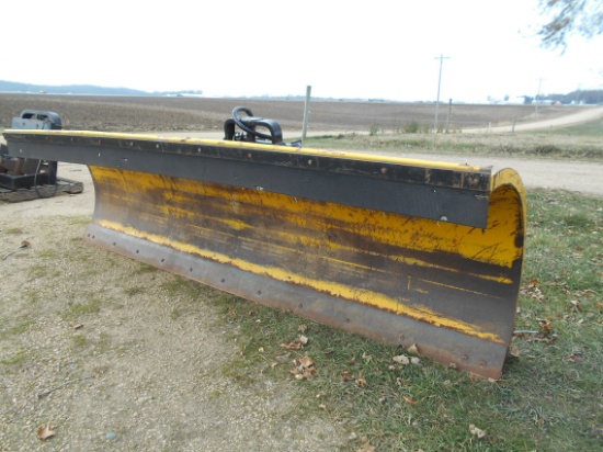Leo 11 Ft. Hyd snow plow w/ tractor mnt frame