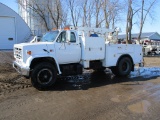 1988 GMC 7000 service truck, GM 8.2 dsl engine, 6 sp. 64,907 miles showing, Hi Ranger utility box