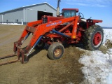 Int. 856 Custom dsl. 6,301 hrs. shwoing, 3pt. dual PTO, hyd W/Dual 3100 hyd loader, pallet forks