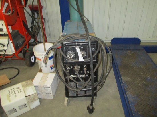 Miller Matic 250 wire feed welder, tank not included