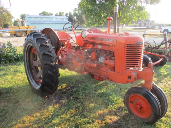 Case SC, partialy restored, not running, new 12.4x38 tires