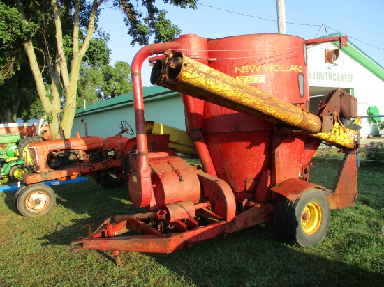 New Holland 357 feed mill, no PTO shaft