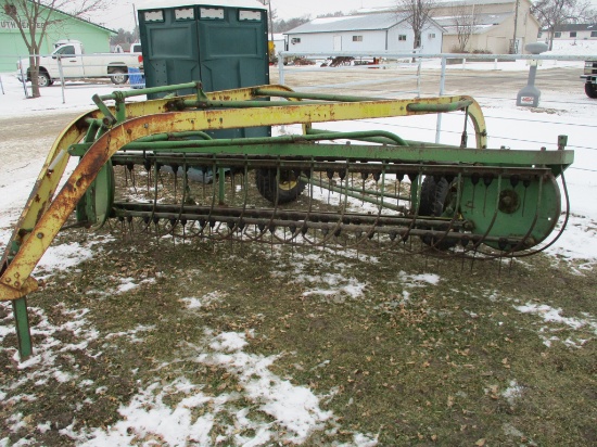 John Deere 896A rake