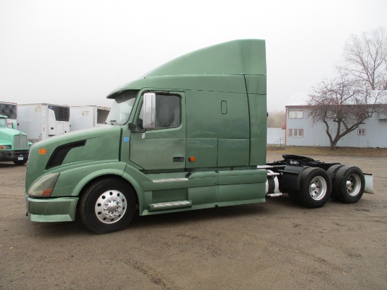 2006 Volvo 630, 769,296 Act second owner miles, single bunk sleeper, Volvo D-12, 465 hp, 10 sp