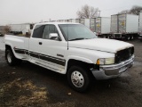 1997 Dodge 2500 SLT, Ext. cab, dually, 4x4, Cummins dsl. 141,094 Act one owner miles, auto,