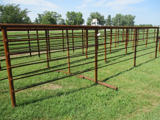 Heavy duty portable cattle panel, 5' tall x 24' long