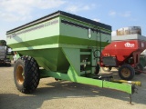 Parker 6500 grain cart, 24.5-32 tires