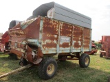 Forage King 16 ft. chopper box, Gehl gear