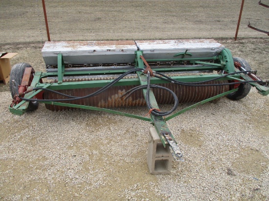 Brillion 8 ft. seeder, hyd